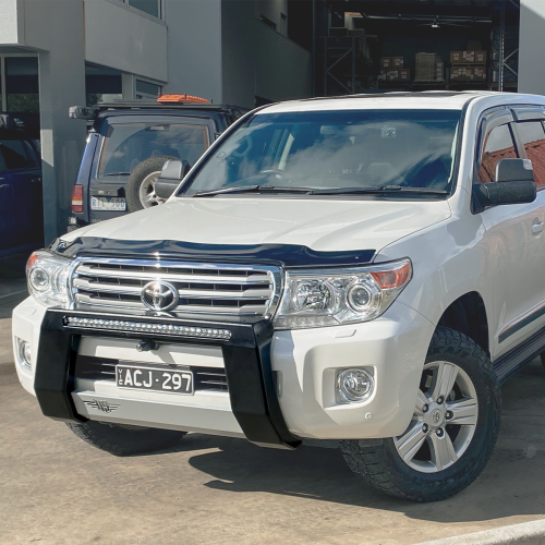 The Ultimate Nudge Bar to suit Toyota Landcruiser 200 series (2013 - 2015)